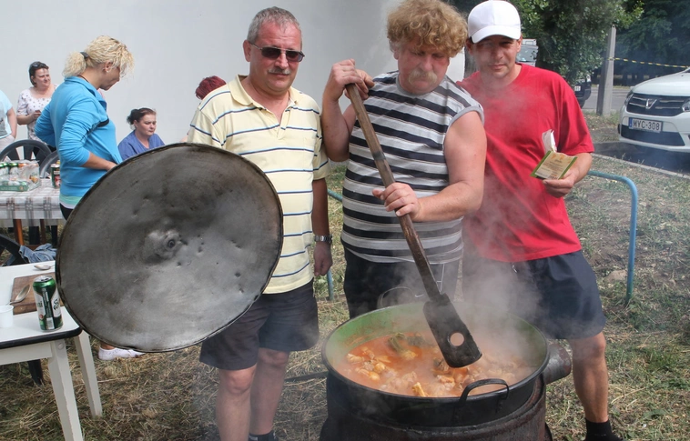 Jó hangulatban telt a megyei kórház juniálisa