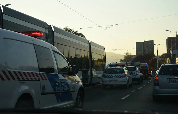 Sérültje is van a diósgyőri stadionnál történt balesetnek