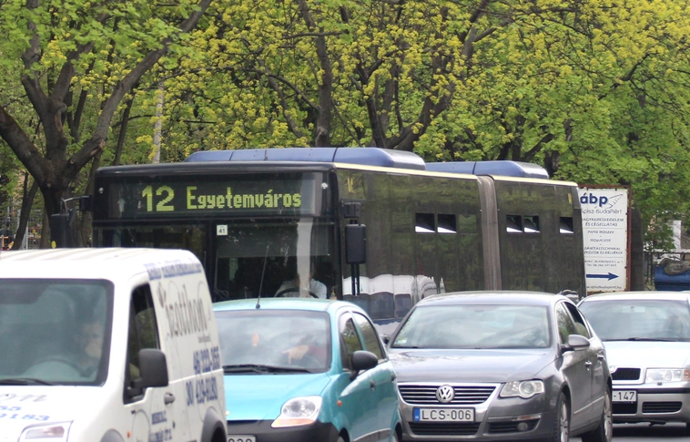 Elkezdődik a vizsgaidőszak, változik az egyetemre közlekedő járatok menetrendje