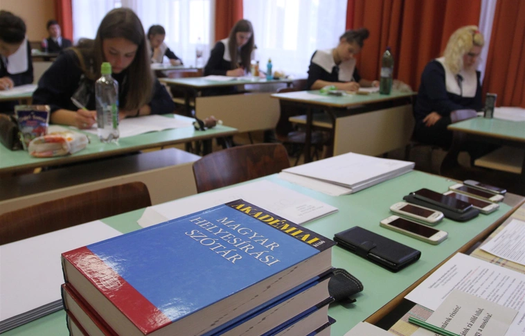 Pénteken kezdődik az őszi érettségi időszak – a legtöbben javító vizsgát tesznek