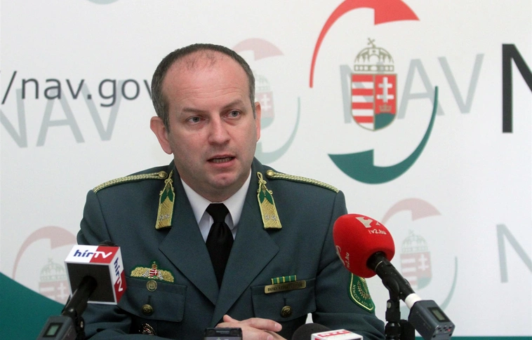 Illegális dohányfeldolgozó üzemet számolt fel a megyében a NAV