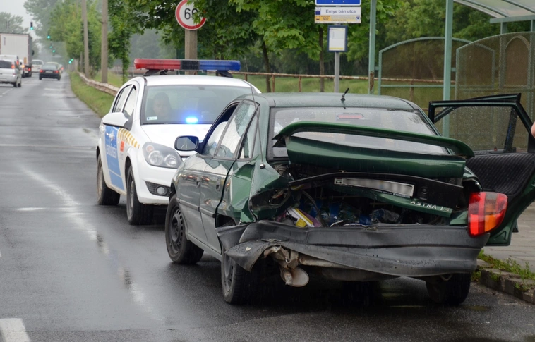 Személyi sérüléses baleset történt a Kiss Ernő utcán