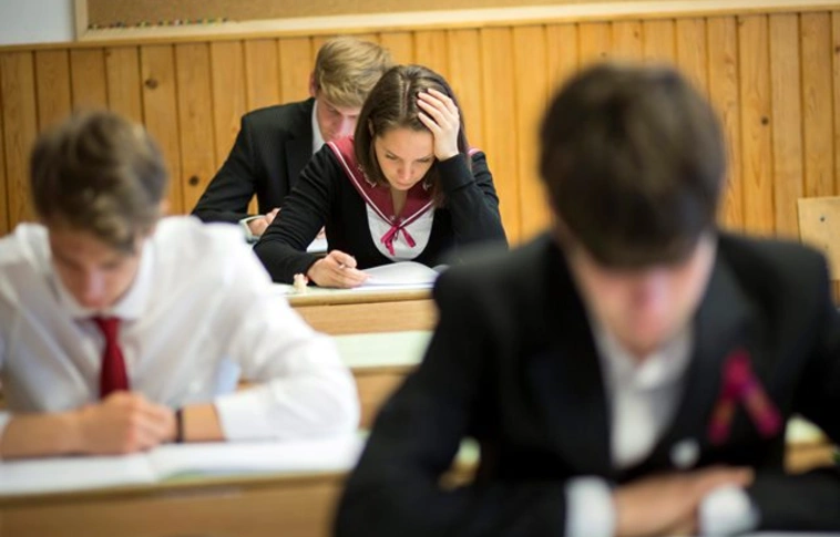 Matematika írásbelikkel folytatódnak a vizsgák