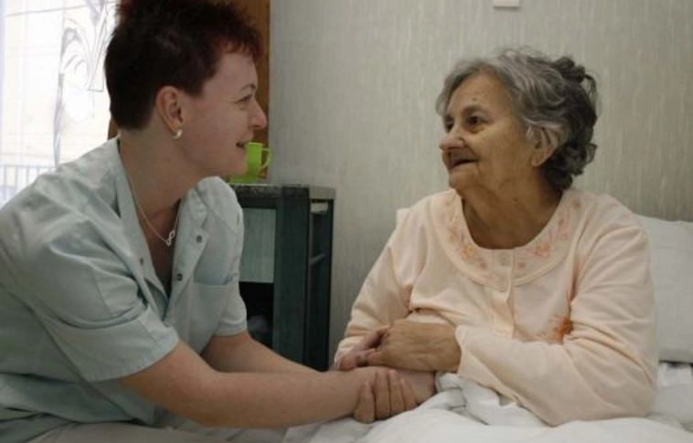 A Miskolci Kocsonya Farsangon gyűjt adományt a Hospice Alapítvány