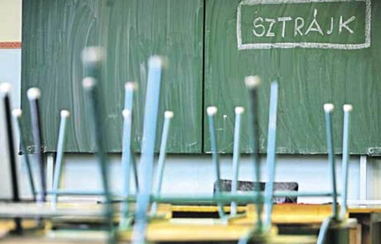 Sztrájkoltak a pedagógusok