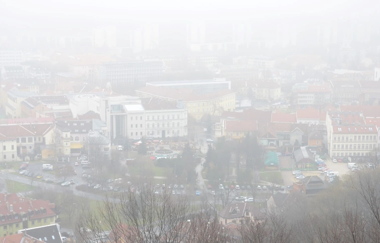 Az orra hegyéig sem lát? – tartósan sűrű ködre figyelmeztet az OMSZ