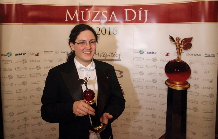 Szabó Balázs orgonaművész vehette át idén a Múzsa Díjat