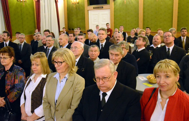 Megtalálni a testvért egymásban – miskolci reformátusok találkoztak a megyeházán