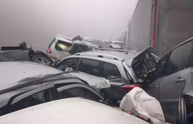 Szlovéniai tömegbaleset – egy magyar sérült is van