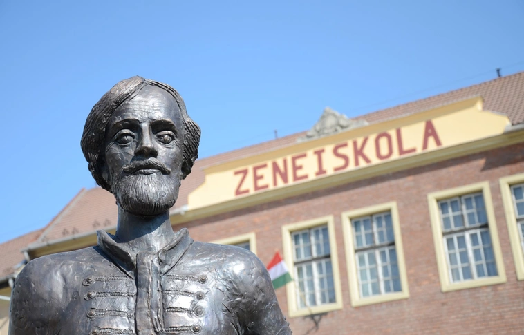 Karbantartják Miskolcon az iskolákat