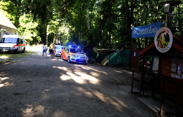 Leszakadt egy kötélháló a csillebérci kalandparkban, gyerekek sérültek meg
