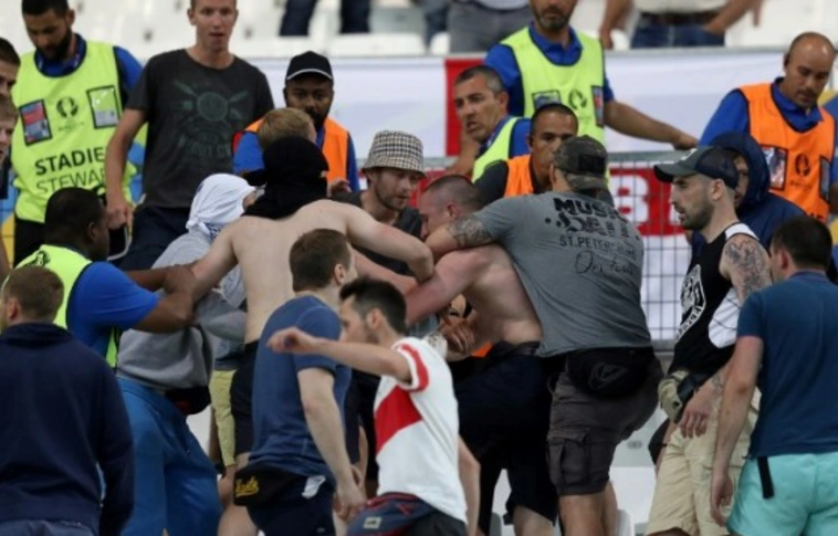 Az angolokat és az oroszokat is kizárhatják az Eb-ről