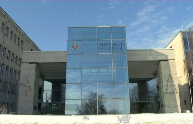 Jegybanki pályázat egyetemi hallgatóknak a pénzügyi kultúra fejlesztésére