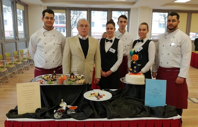 Dobogós helyen végzett a Berzeviczy csapata a gasztroversenyen