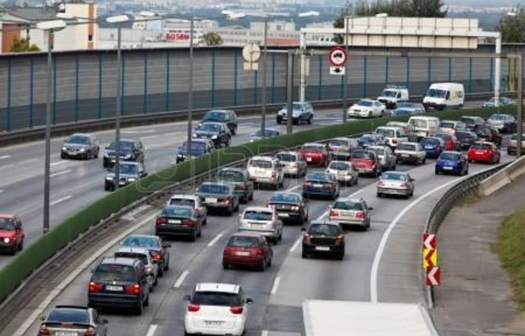 Kilométeres dugó alakult ki az M3-ason is