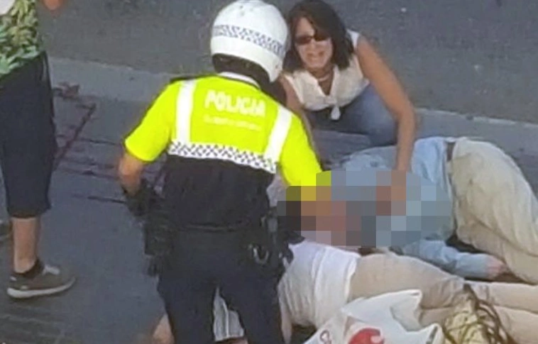 Barcelonára is lecsapott a terror: legalább 13 halottja van a furgonos támadásnak