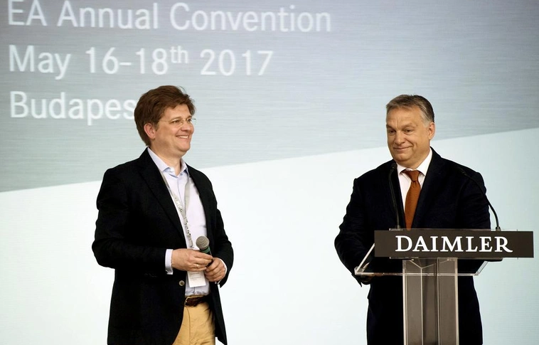 Orbán: a Mercedes-gyár a Magyarországba vetett bizalom szimbóluma