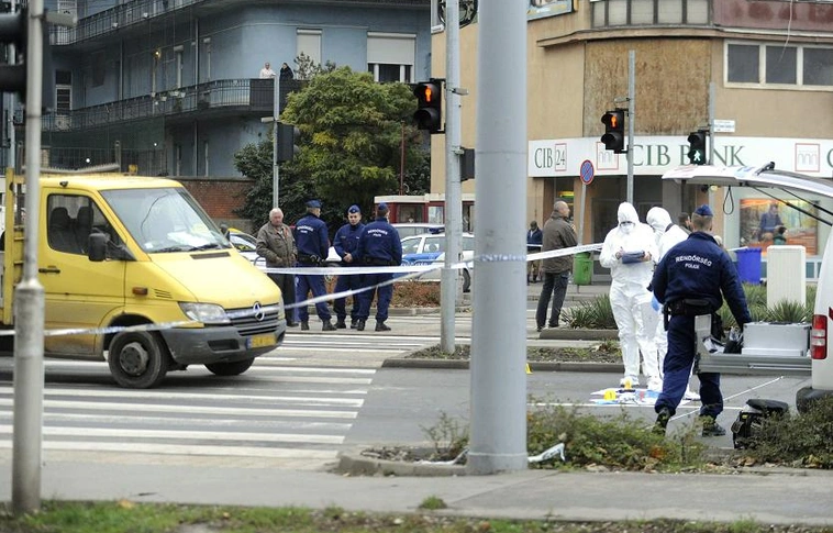 Teherautó állította meg a bankrablót a fővárosban