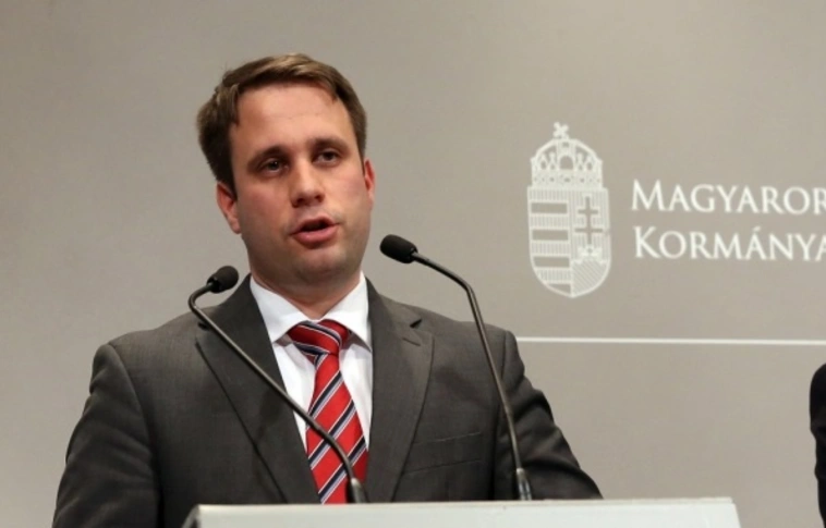 Dömötör: Magyarország erősödve vághat neki az új évnek