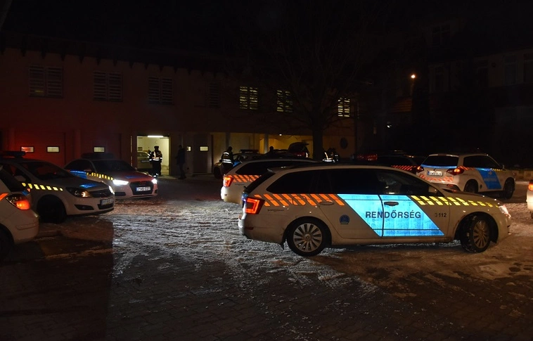 Hajnali rajtaütés – drogdílerekre csaptak le a rendőrök
