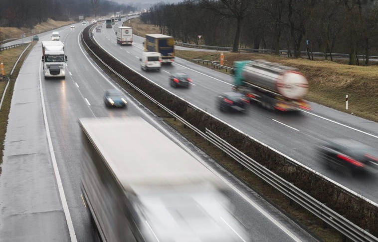 Szerdától változik a forgalmi rend a M3-as autópálya mogyoródi szakaszán