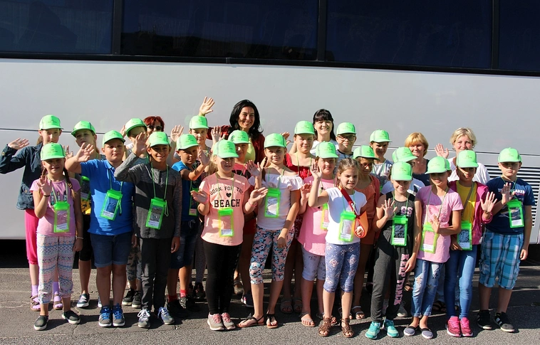 Hahó, ismét tábort vernek a könyvtár(s)ak!