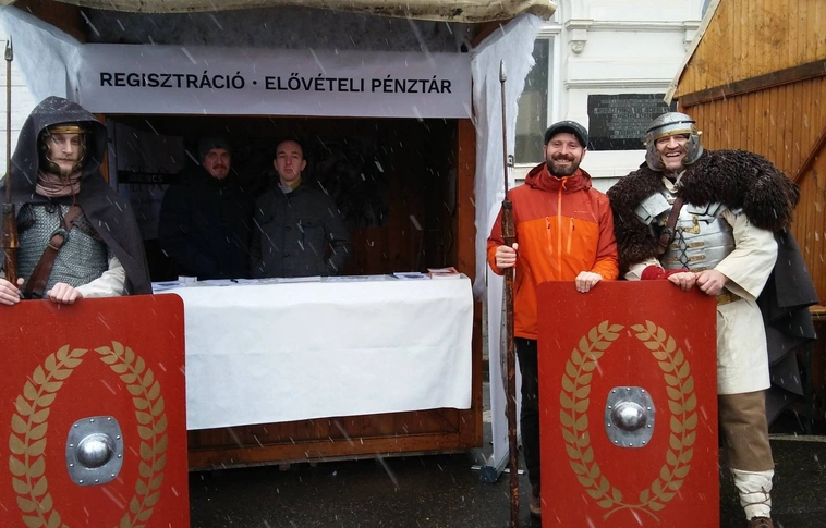 Római legionáriusok Miskolc belvárosában