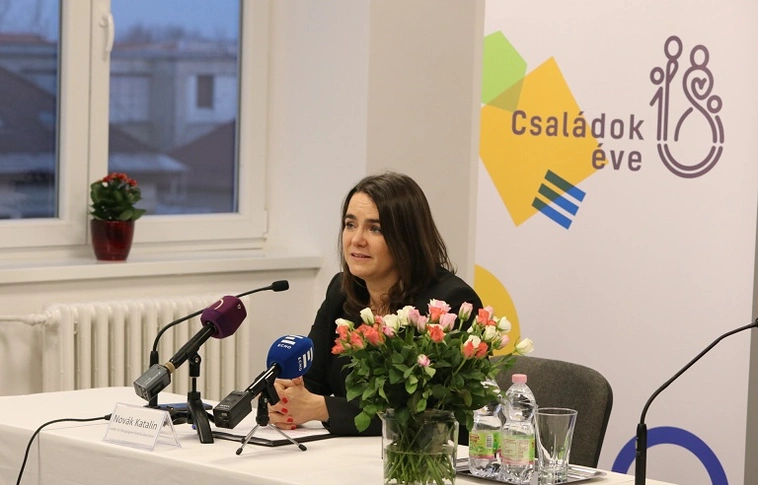 Mától egyszerűbb és gyorsabb a csok igénylése