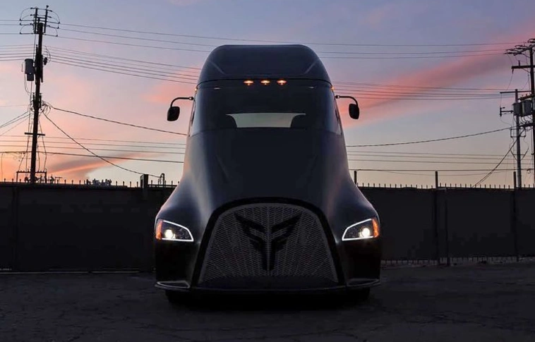Amerikai kihívót kapott máris a Tesla kamionja