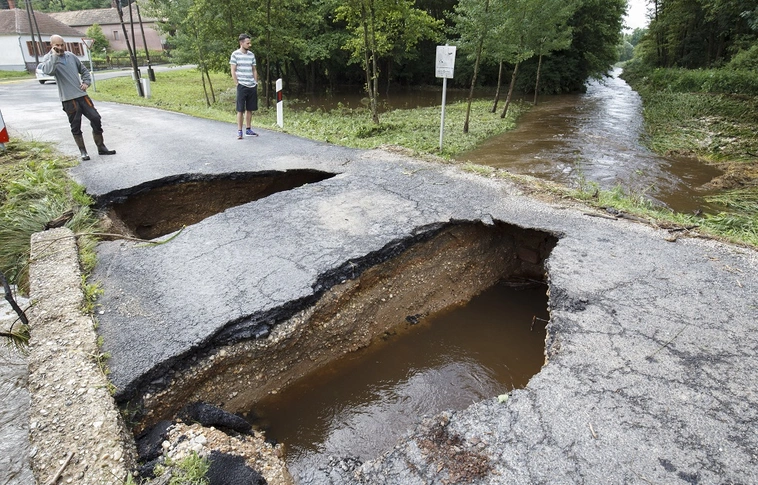 Eddig 350 helyszínen volt szükség beavatkozásra a viharkárok miatt