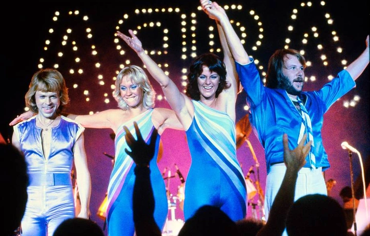 Érkezik az ABBA új zenéje, két dalt is rögzítettek