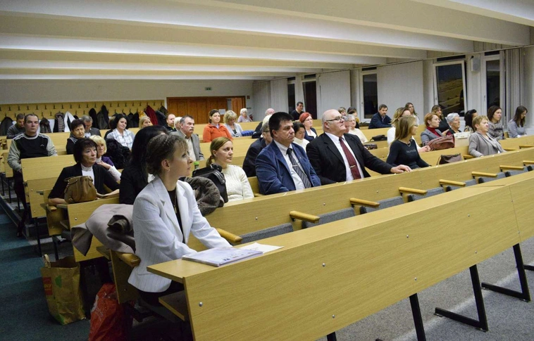 A „Viszkissel” és Stohl Andrással Bűnmegelőzési Szabadegyetem indul Miskolcon