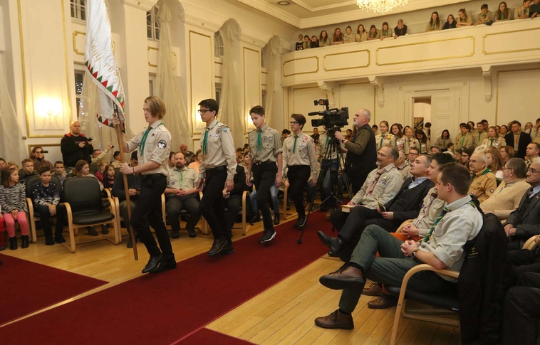 Évről évre egyre jobban mutatnak – Cserkészkarácsony Miskolcon (Képgalériával!)