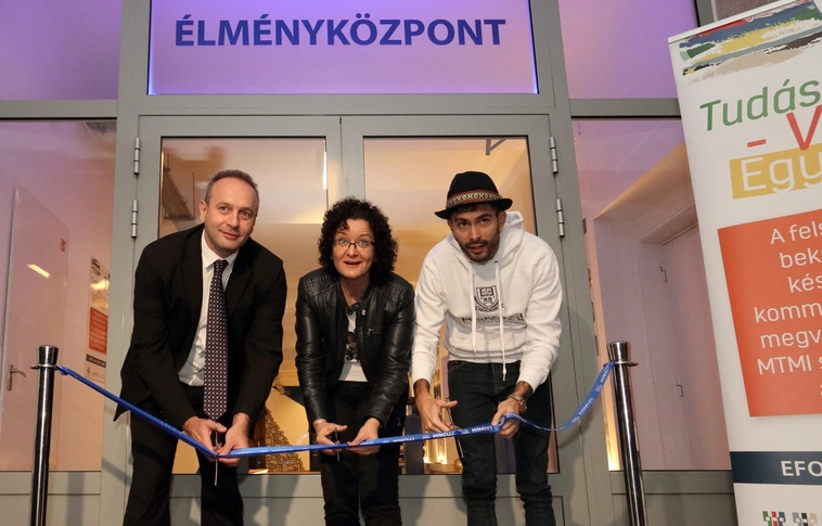 Szabadulószobák és sok más érdekesség – ByeAlex-szel nyitottak élményközpontot a Miskolci Egyetemen