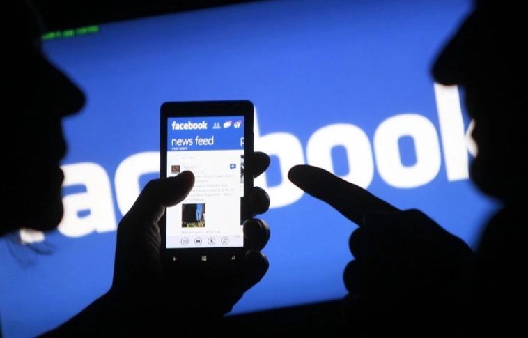 Tömegek lépnek ki a Facebookról