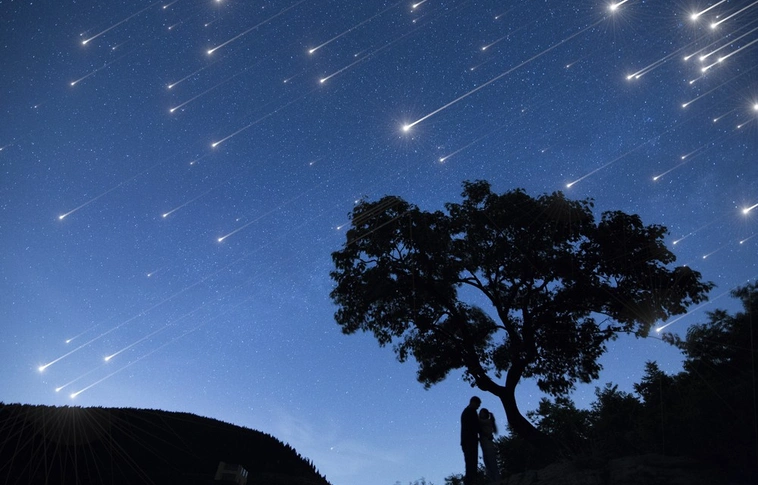 Elő a kívánságokkal: itt a hullócsillagok éjszakája