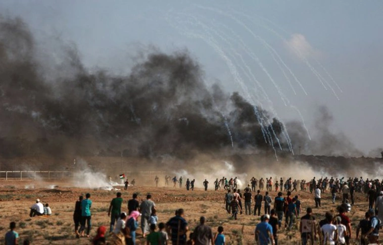 Izrael csapatösszevonásba kezdett a palesztinokkal kiújult rakétaháború miatt