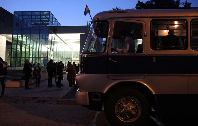 Több járattal és bemutatóval készül az MVK a Kutatók Éjszakájára