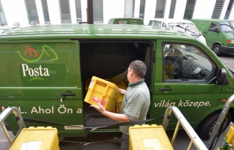 Modernizál és árakat változtat februártól a Magyar Posta