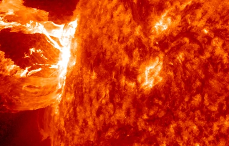 Napkitörést rögzített a NASA műholdja