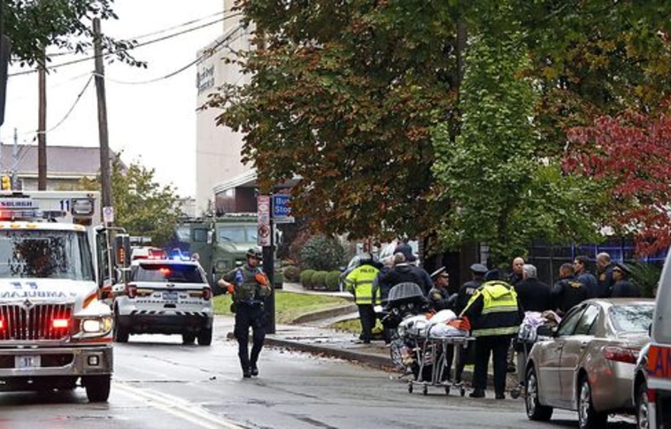 Többen meghaltak és megsebesültek egy zsinagógánál kitört lövöldözésben Pittsburghben