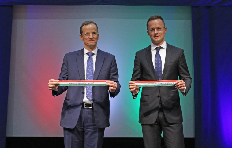 Az összefogás és a kibontakozás jelképe: átadták a Spinto új gyárát Miskolcon