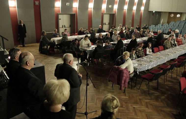 Folytatódott a hagyomány: Szegények Karácsonya az Adyban