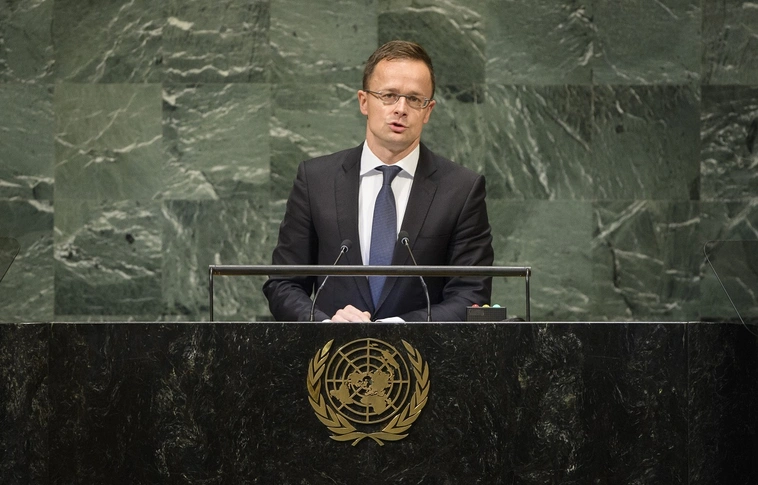 Szijjártó: a migrációs ENSZ-paktum a lehető legrosszabb lépés az illegális bevándorlás kezelésére