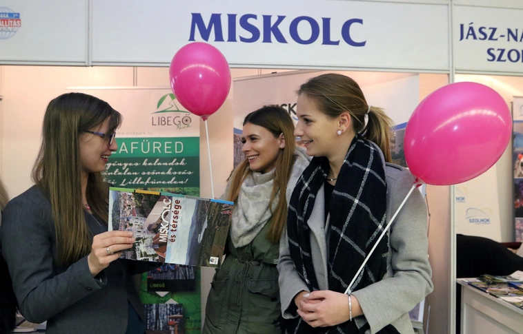 Utazni jó, menjünk hát világgá idén is!