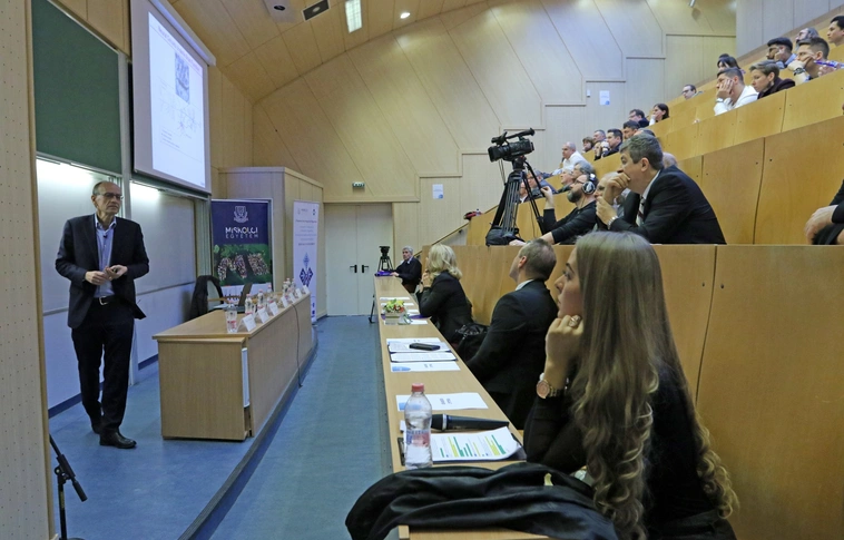 Thomas_Christian_Südhof_Nobel_díjas _professzor _előadása