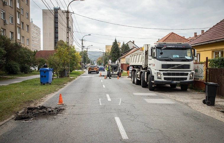 kátyúzási munkák