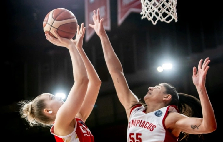 Olympiacos - DVTK HunTherm Fotó: FIBA