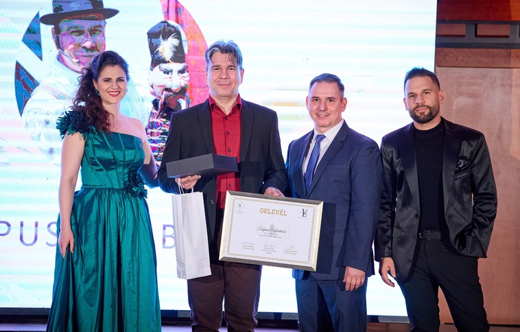 Kapusi Szabolcs előadóművész, bábszínész