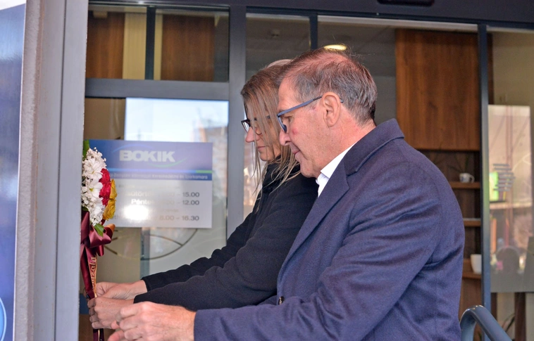 Koszorúzással tisztelgett elődei előtt a kamara a Kamara Napján. Fotó: Osztie Tibor